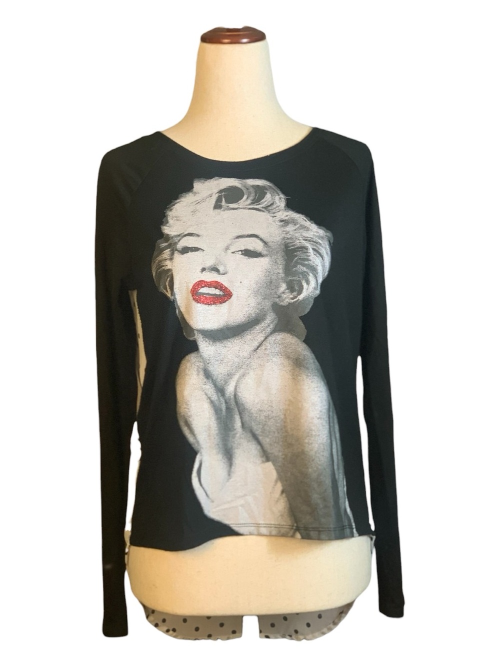 Black Marilyn Monroe Graphic Long-Sleeve Retro Top Pull-Over‎ Whimsy Goth Medium
